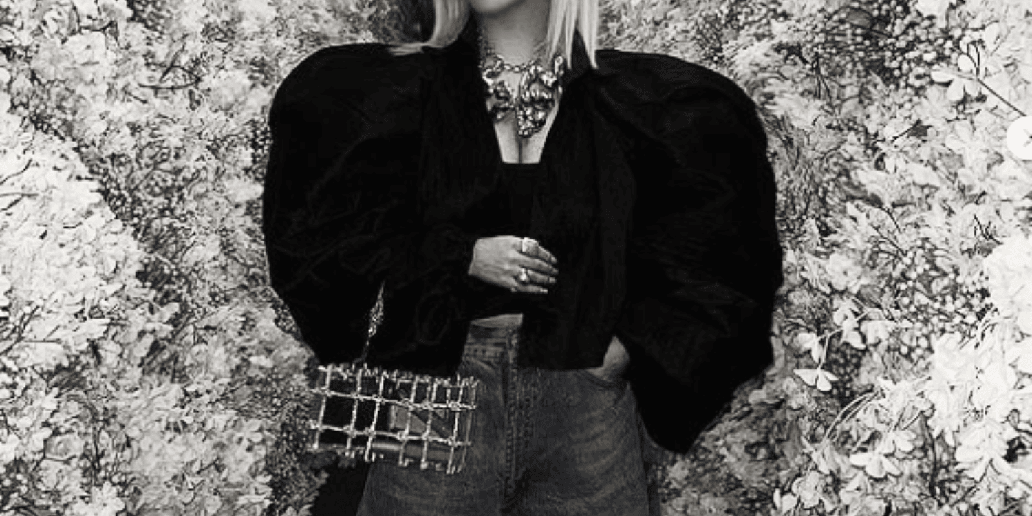 Women’s All-Black Outfits: How to Rock Dark Glam