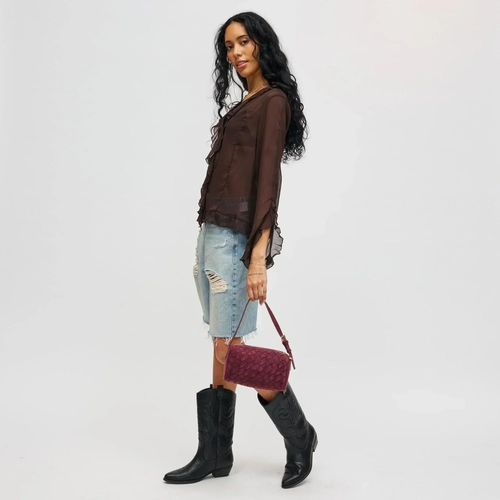 Woman wearing an outfit inspired by TikTok fashion trends
