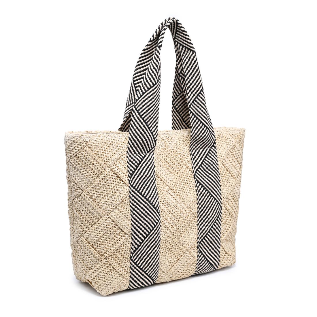 Woman wearing Ivory Urban Expressions Lorena - Straw Tote 840504203015 View 6 | Ivory