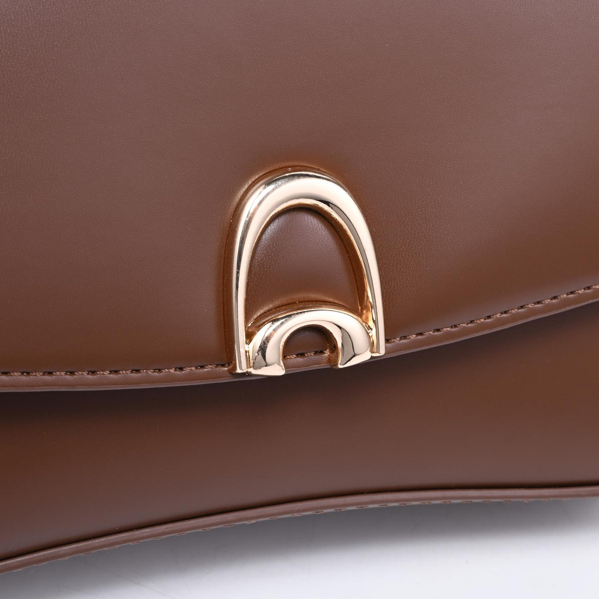 Urban Expressions Langdon Shoulder Bag 840504212734 View 8 | Chocolate