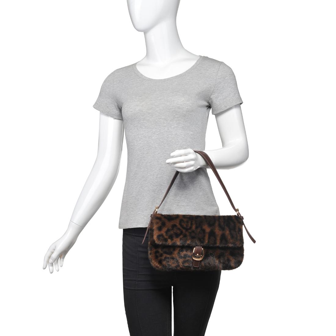 Product Image of Urban Expressions Gloria Crossbody 840611198938 View 5 | Leopard