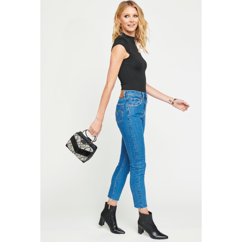 Woman wearing Black Urban Expressions Angelina Crossbody NA-840611152541 View 3 | Black