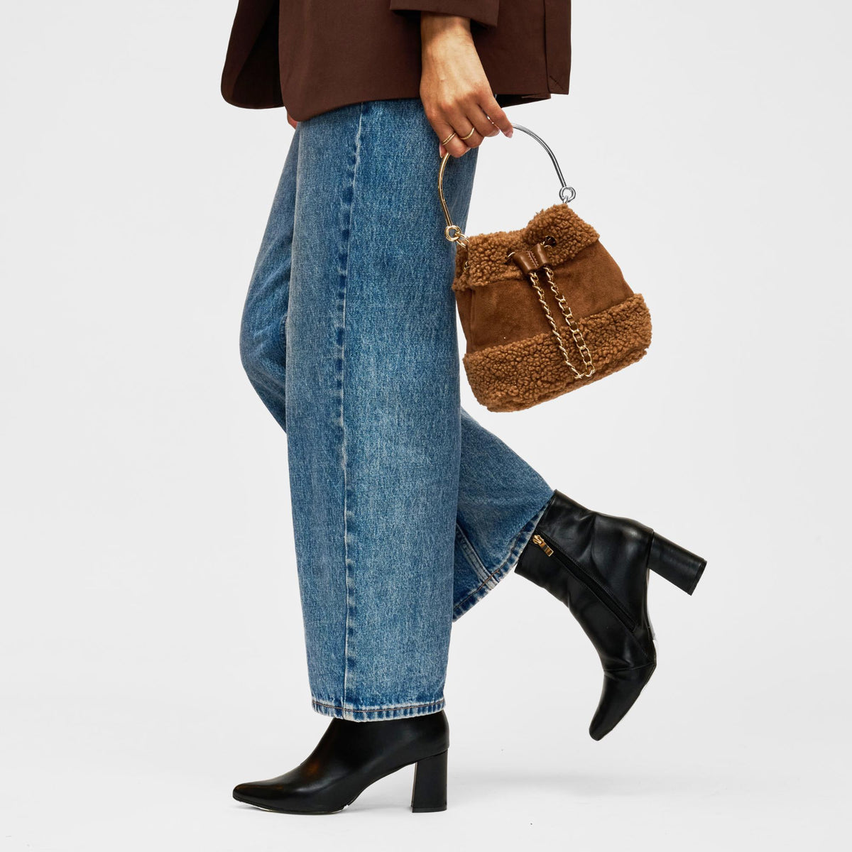 Woman wearing Cognac Urban Expressions Phoenix Crossbody 840504213908 View 3 | Cognac