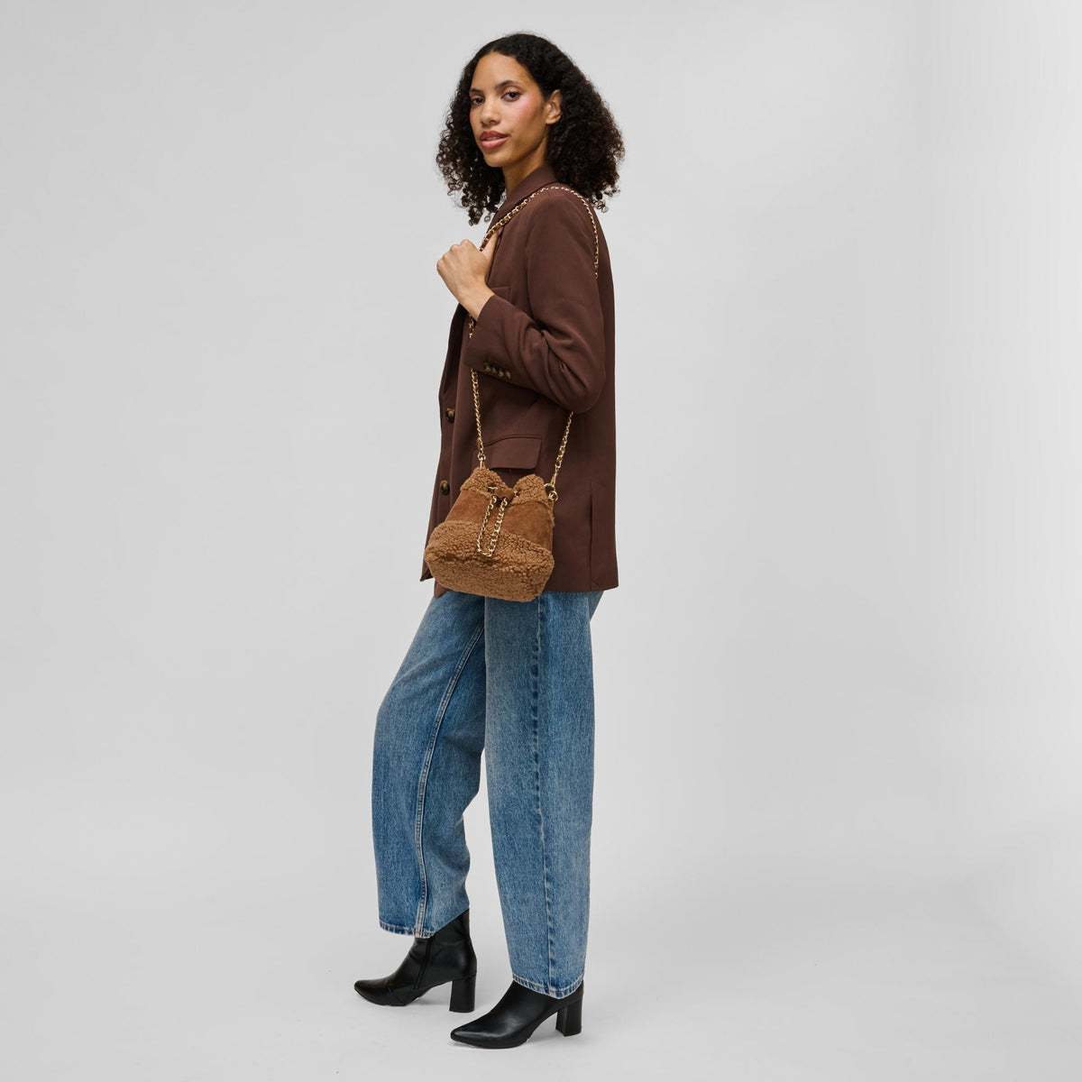 Woman wearing Cognac Urban Expressions Phoenix Crossbody 840504213908 View 4 | Cognac
