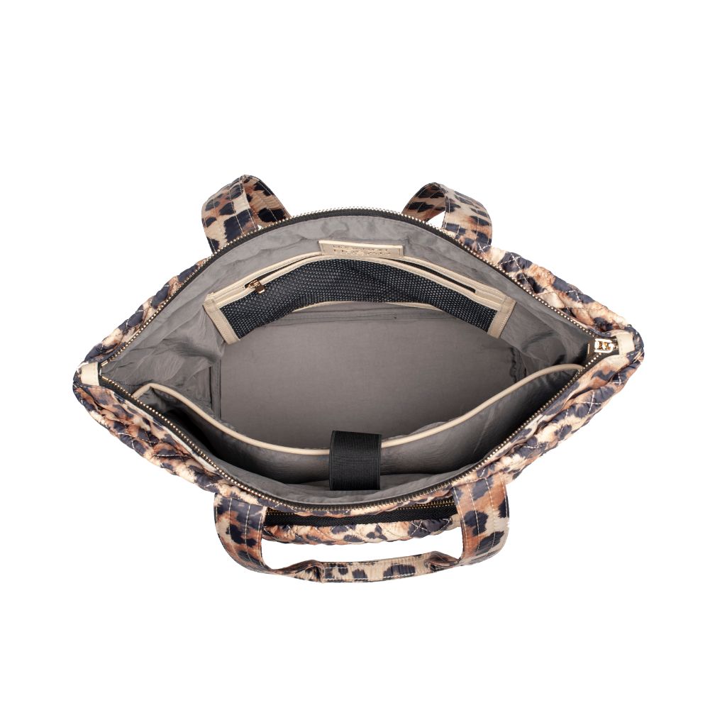 Product Image of Urban Expressions Sprint Tote 840611175663 View 4 | Leopard