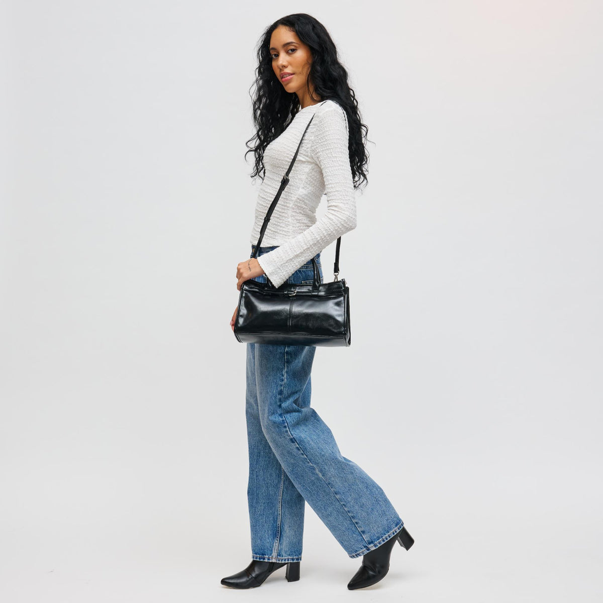 Woman wearing Black Urban Expressions Joanna Crossbody 840611198198 View 2 | Black