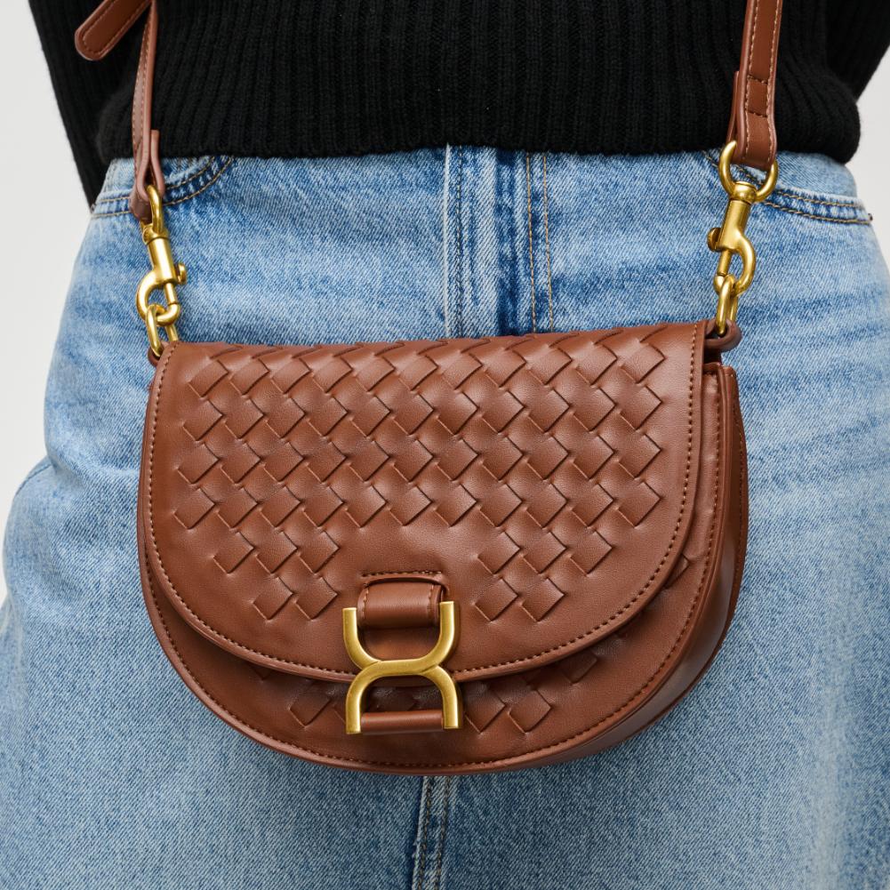 Woman wearing Chocolate Urban Expressions Alise Crossbody 840611194039 View 4 | Chocolate