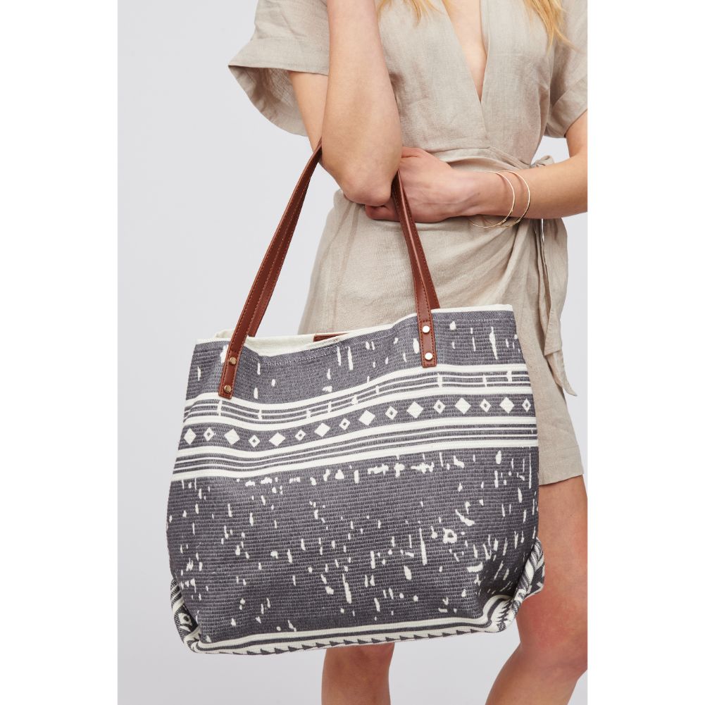 Woman wearing Grey Combo Urban Expressions Helena Tote 818209017961 View 4 | Grey Combo