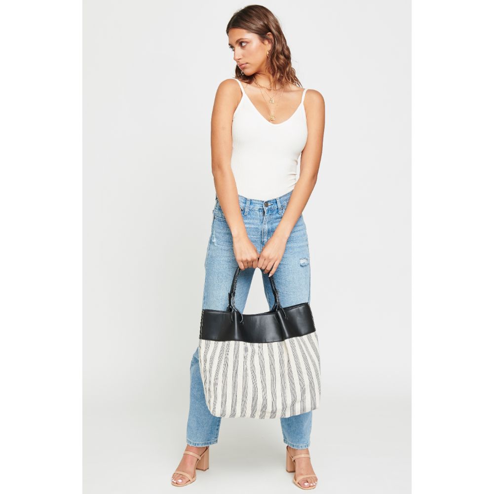 Woman wearing Black Urban Expressions Kiara Tote 840611172310 View 2 | Black