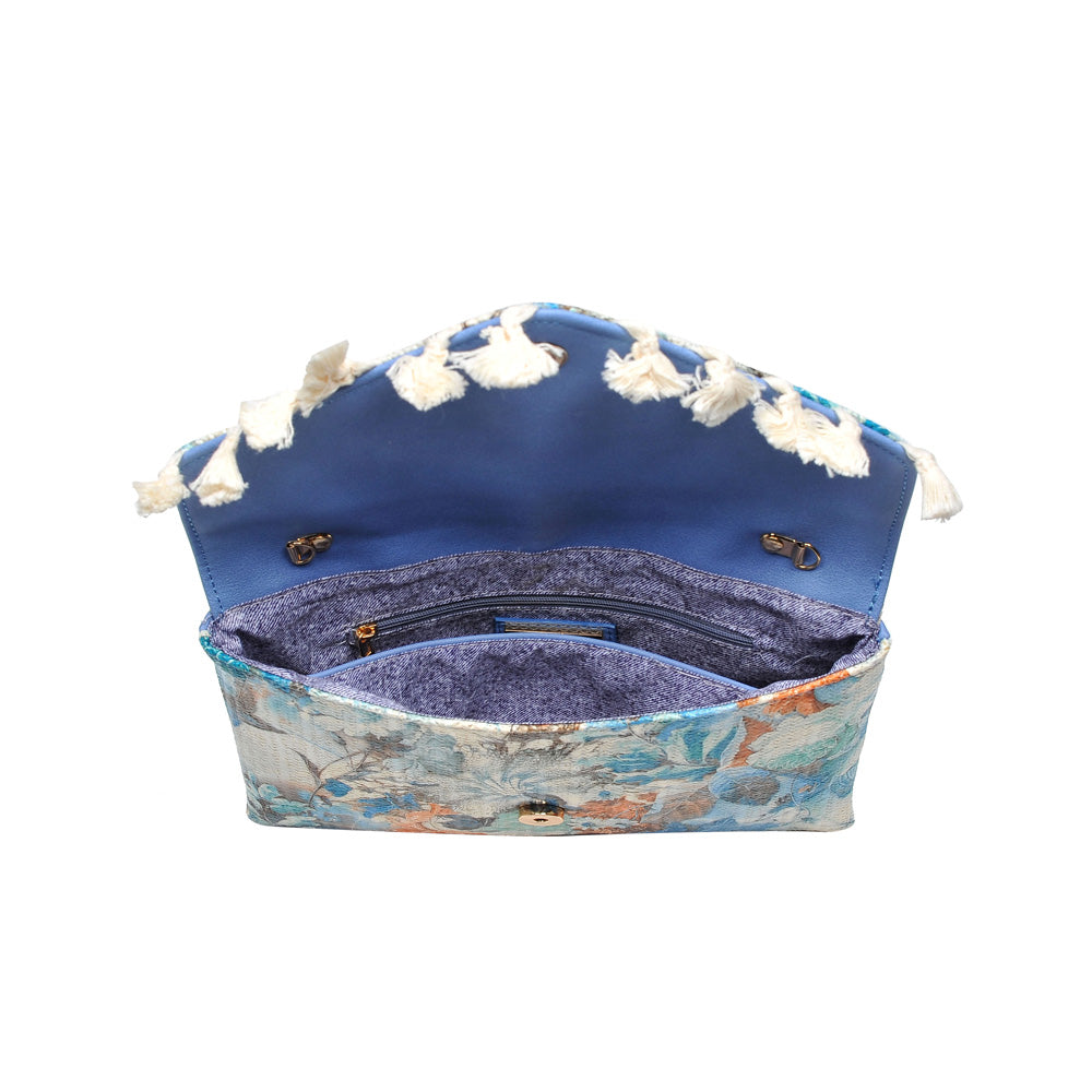 Product Image of Urban Expressions Lilian Clutch NA-840611147714 View 4 | Blue