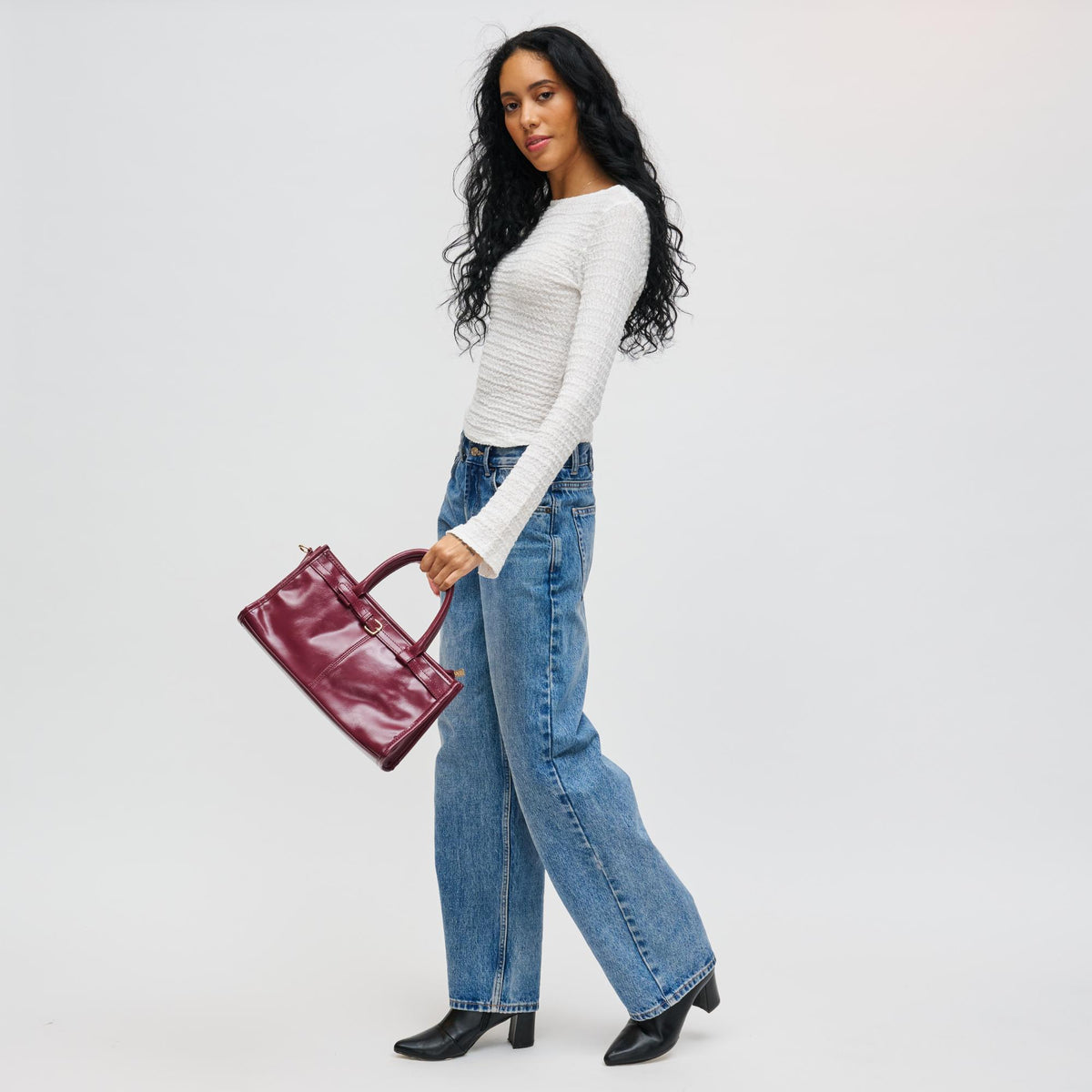 Woman wearing Burgundy Urban Expressions Joanna Crossbody 840611198211 View 4 | Burgundy