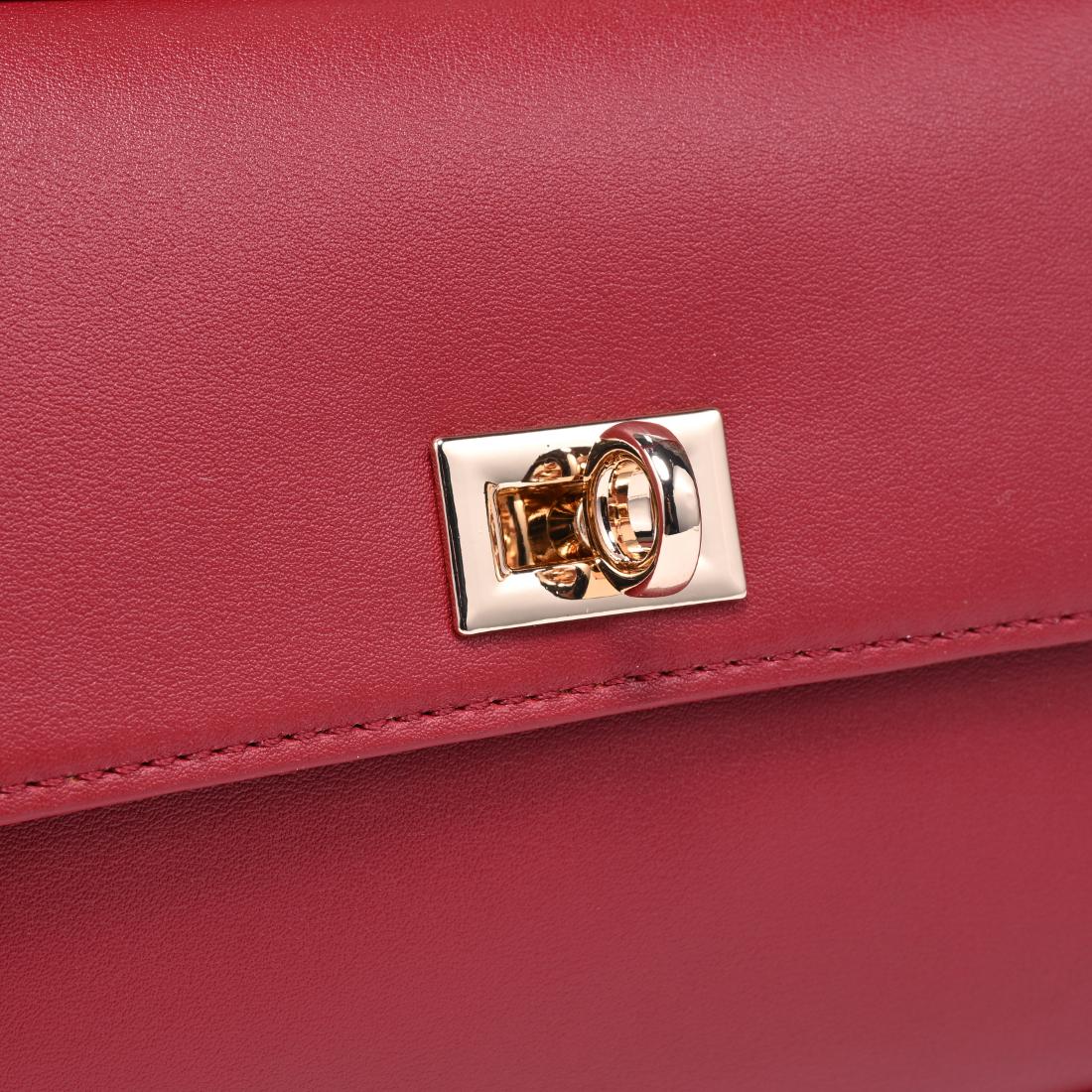 Urban Expressions Estee Crossbody 840504214837 View 8 | Red
