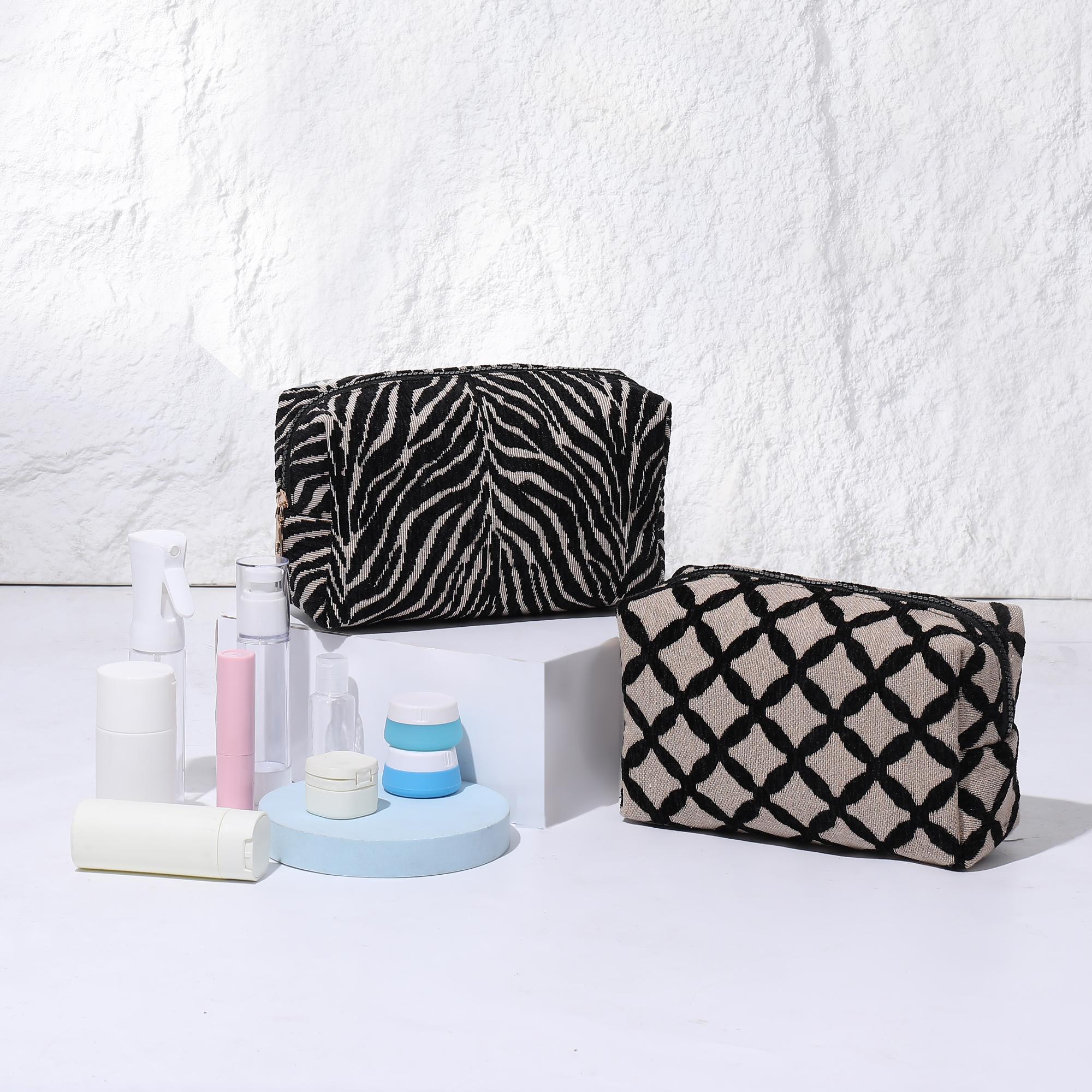 【新品】BRIEFING OUTDOOR COSMETICS POUCH SET Zebrini - Urban Expressions