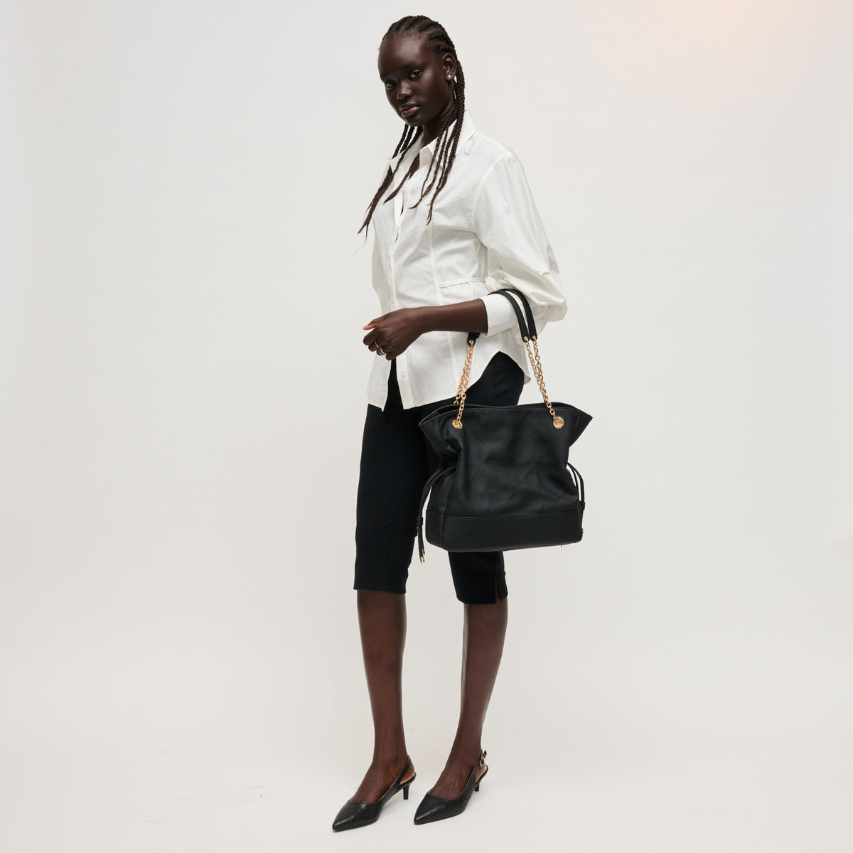 Woman wearing Black Urban Expressions Kinsley Tote 840504206375 View 2 | Black