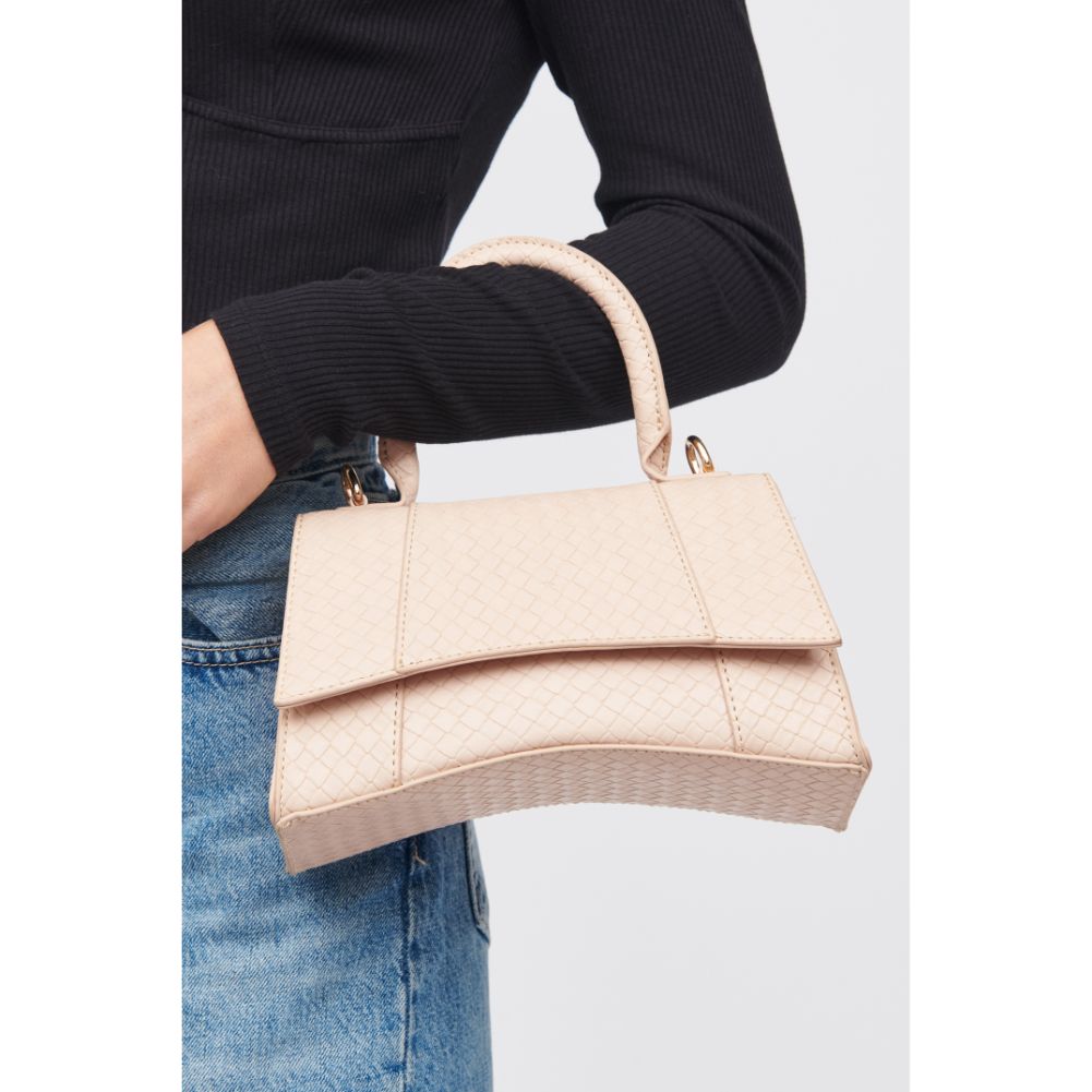 Woman wearing Natural Urban Expressions Lucas - Woven Top Handle 818209018388 View 4 | Natural