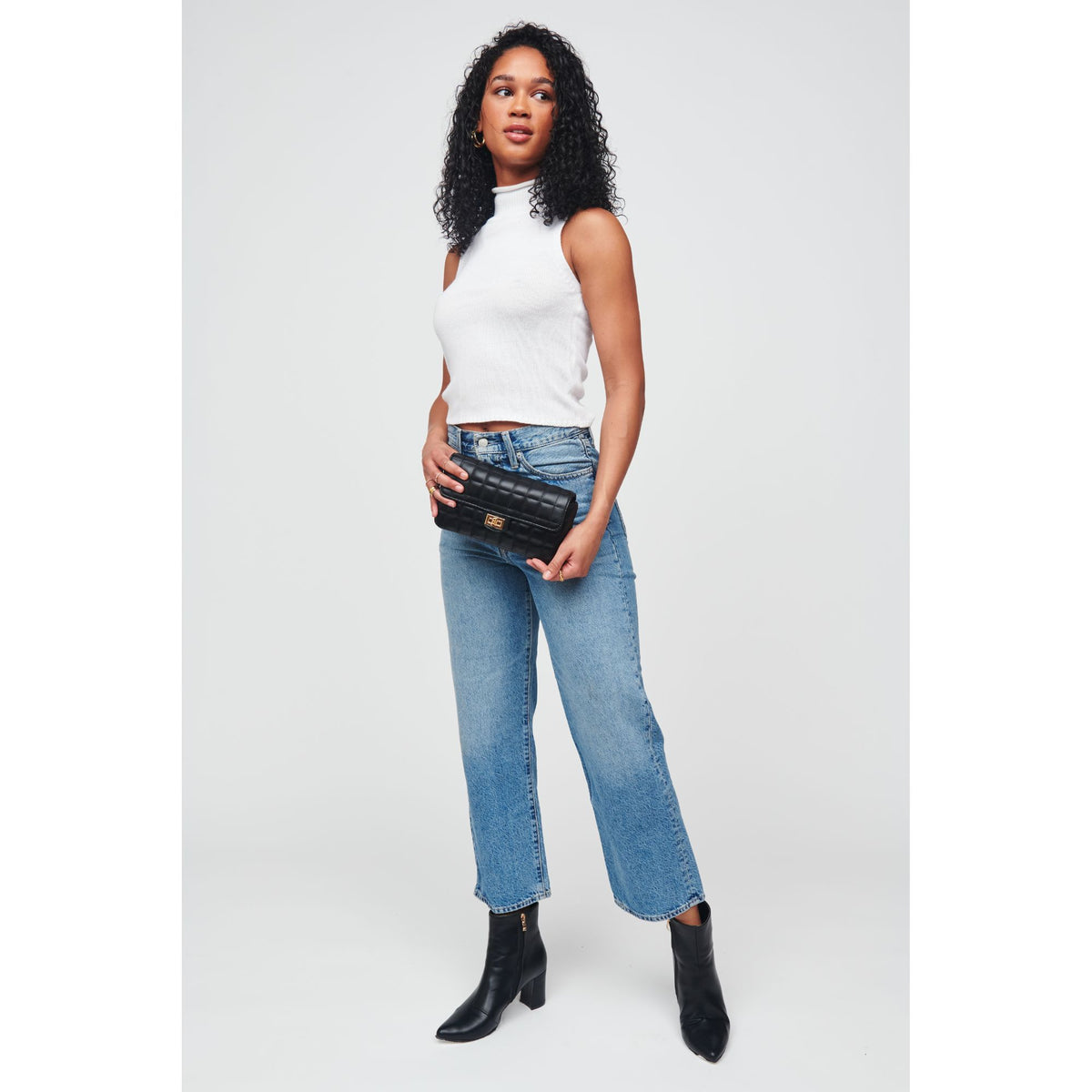 Woman wearing Black Urban Expressions Darcie Crossbody 818209012027 View 4 | Black
