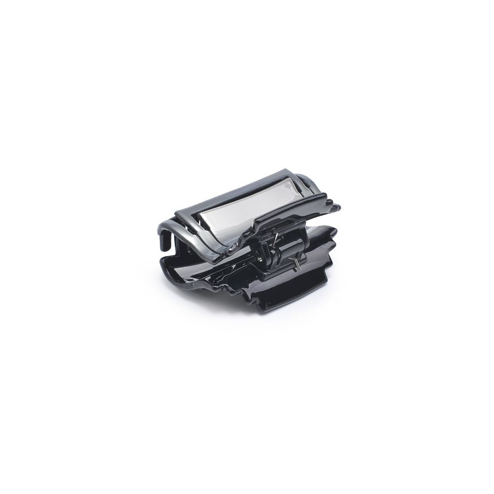 Product Image of Urban Expressions Serafina - Hair Claw Hair Claw 818209013178 View 3 | Pewter Black