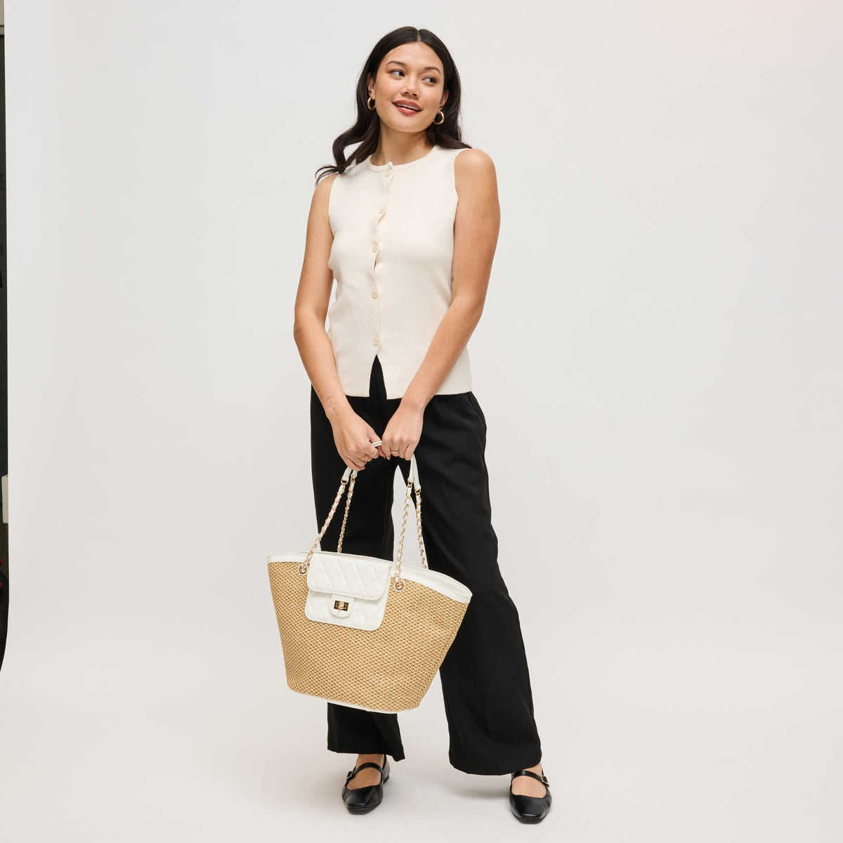 Woman wearing Natural White Urban Expressions Landon Tote 840504205019 View 2 | Natural White