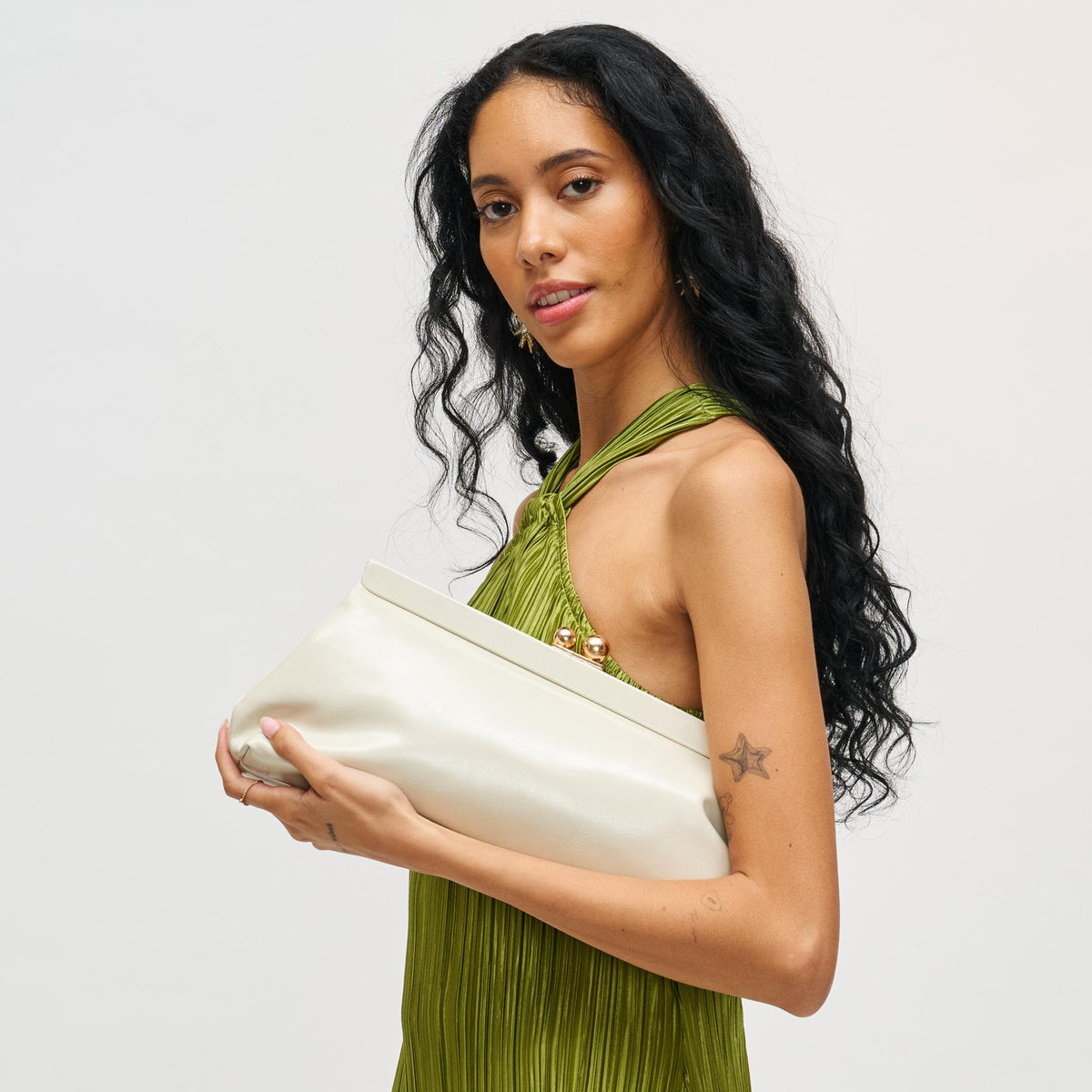 Woman wearing Bone Urban Expressions Joplin - Kisslock Clutch 840504200809 View 3 | Bone