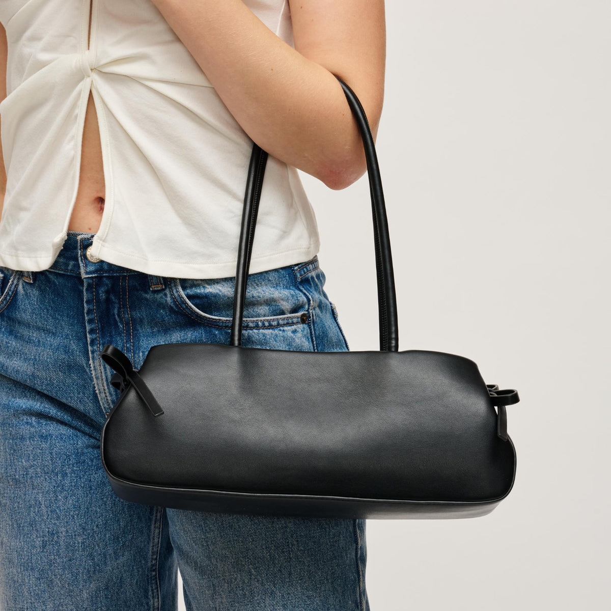 Woman wearing Black Urban Expressions Halo Shoulder Bag 840504207815 View 2 | Black