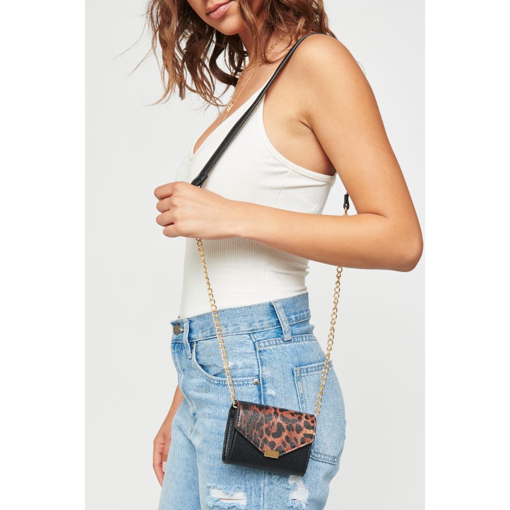 Woman wearing Leopard Urban Expressions Jasmine - Leopard Mini Bag 840611165299 View 3 | Leopard
