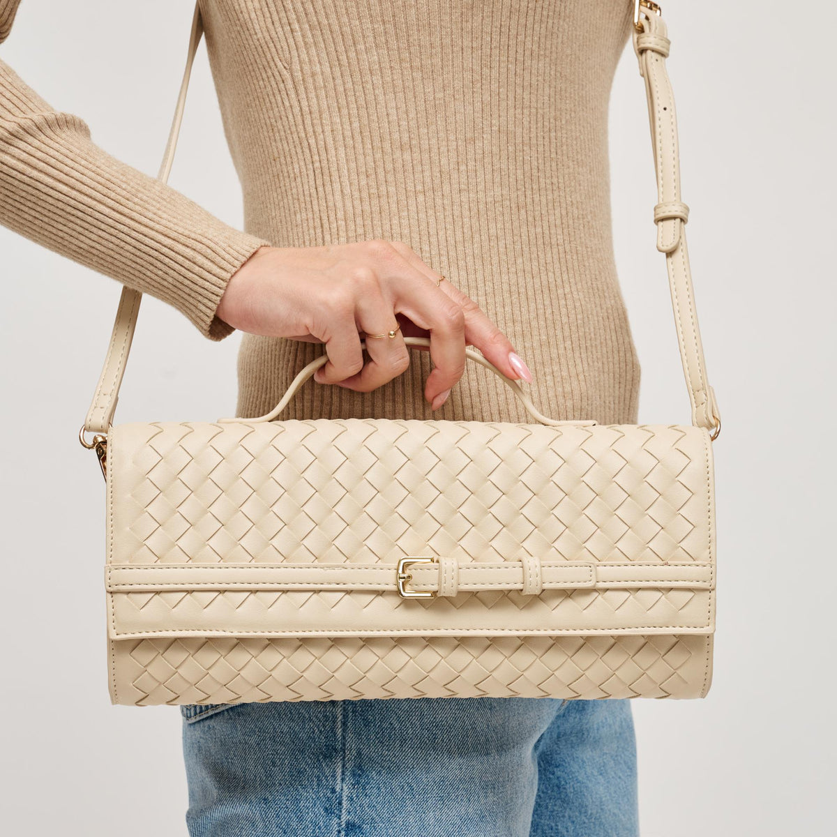 Woman wearing Oatmilk Urban Expressions Emerson Crossbody 840611198310 View 4 | Oatmilk
