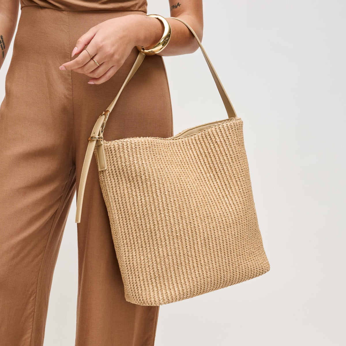 Woman wearing Natural Urban Expressions Alethea Hobo 840504205880 View 4 | Natural