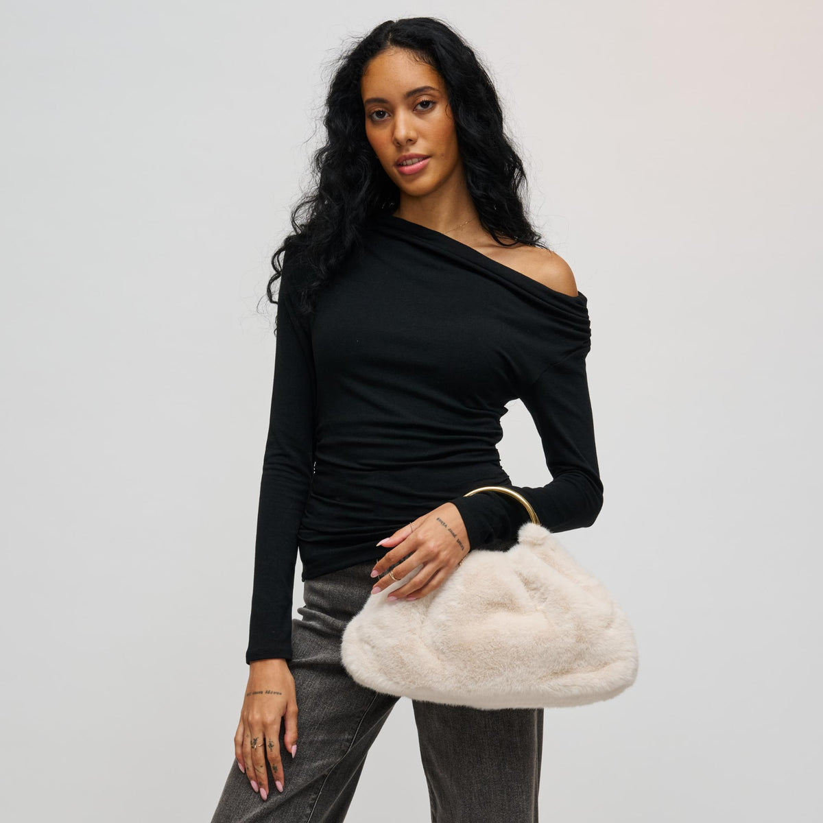 Woman wearing Ivory Urban Expressions Keala Tote 840504200021 View 2 | Ivory