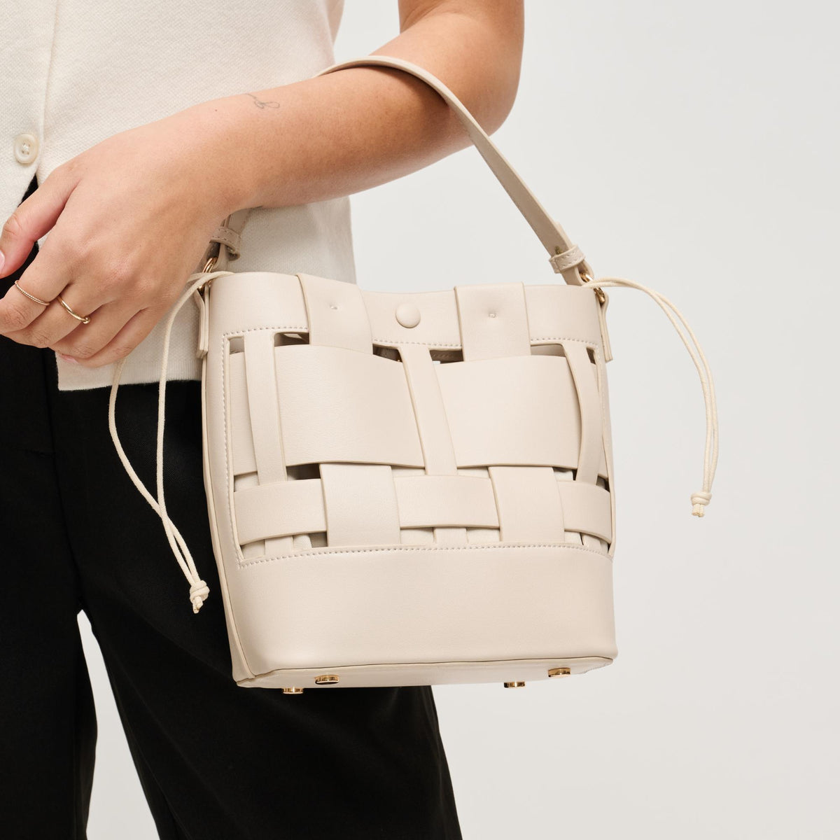 Woman wearing Ivory Urban Expressions Parker Crossbody 840504205460 View 1 | Ivory