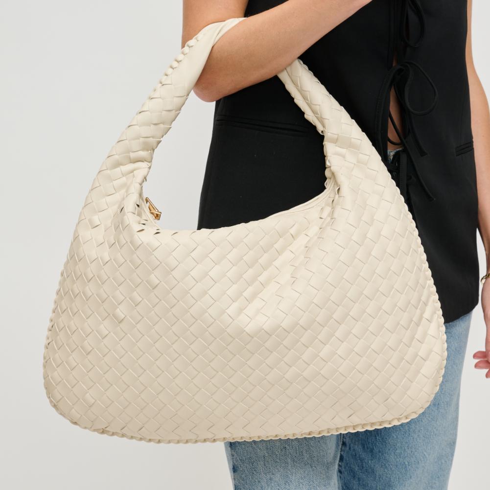 Woman wearing Oatmilk Urban Expressions Victoria Hobo 840611140821 View 4 | Oatmilk