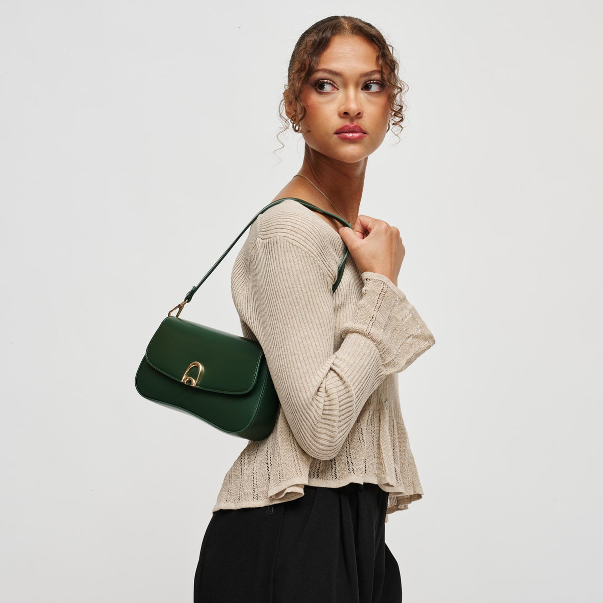 Woman wearing Hunter Urban Expressions Langdon Shoulder Bag 840504212741 View 3 | Hunter