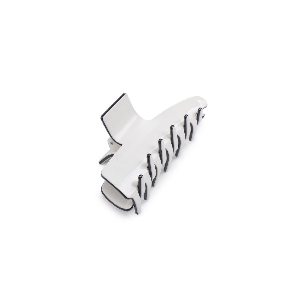 Urban Expressions Asymmetrical Hair Claw Hair Claw 818209012843 View 1 | Black