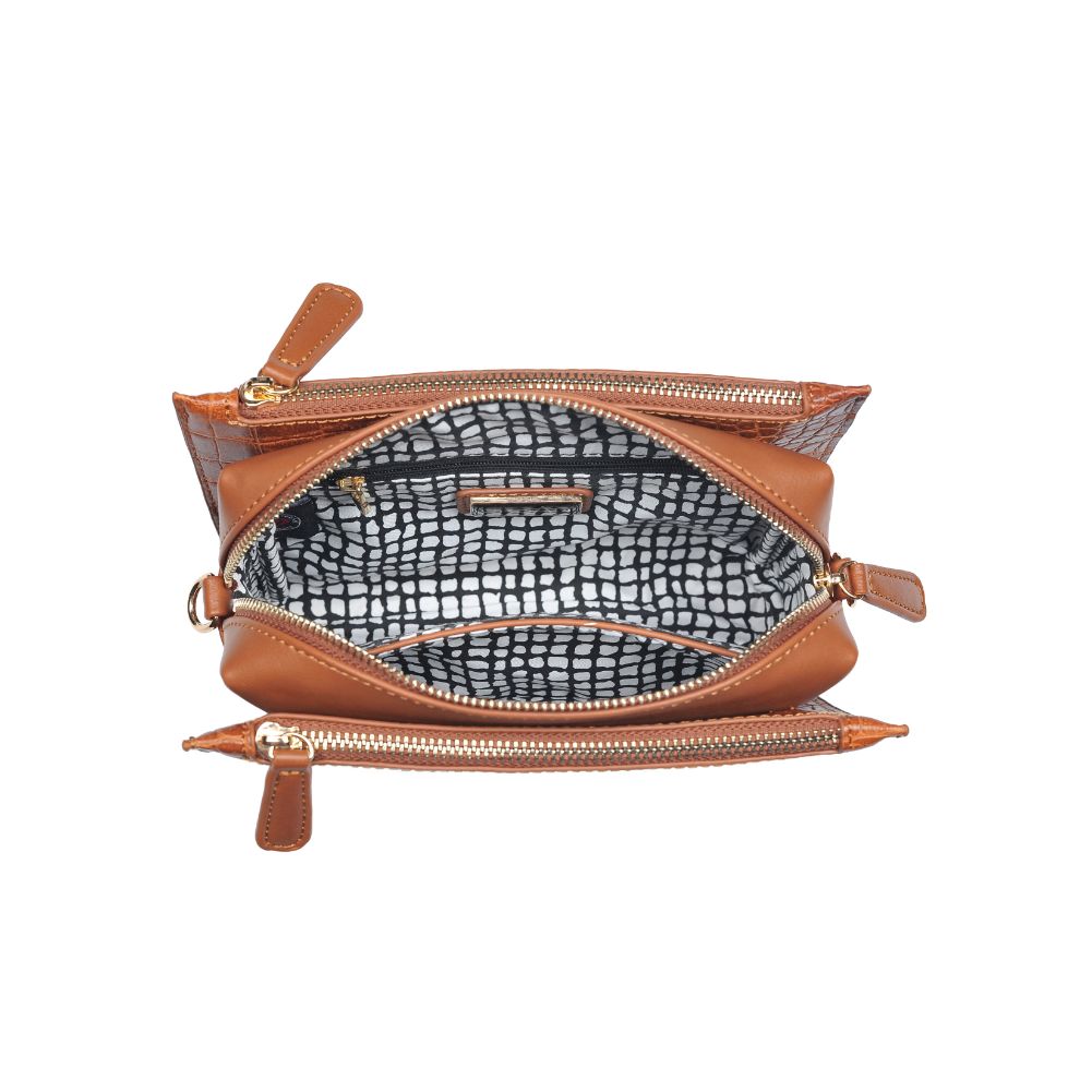 Product Image of Urban Expressions Rayna Crossbody NA-840611164001 View 4 | Tan