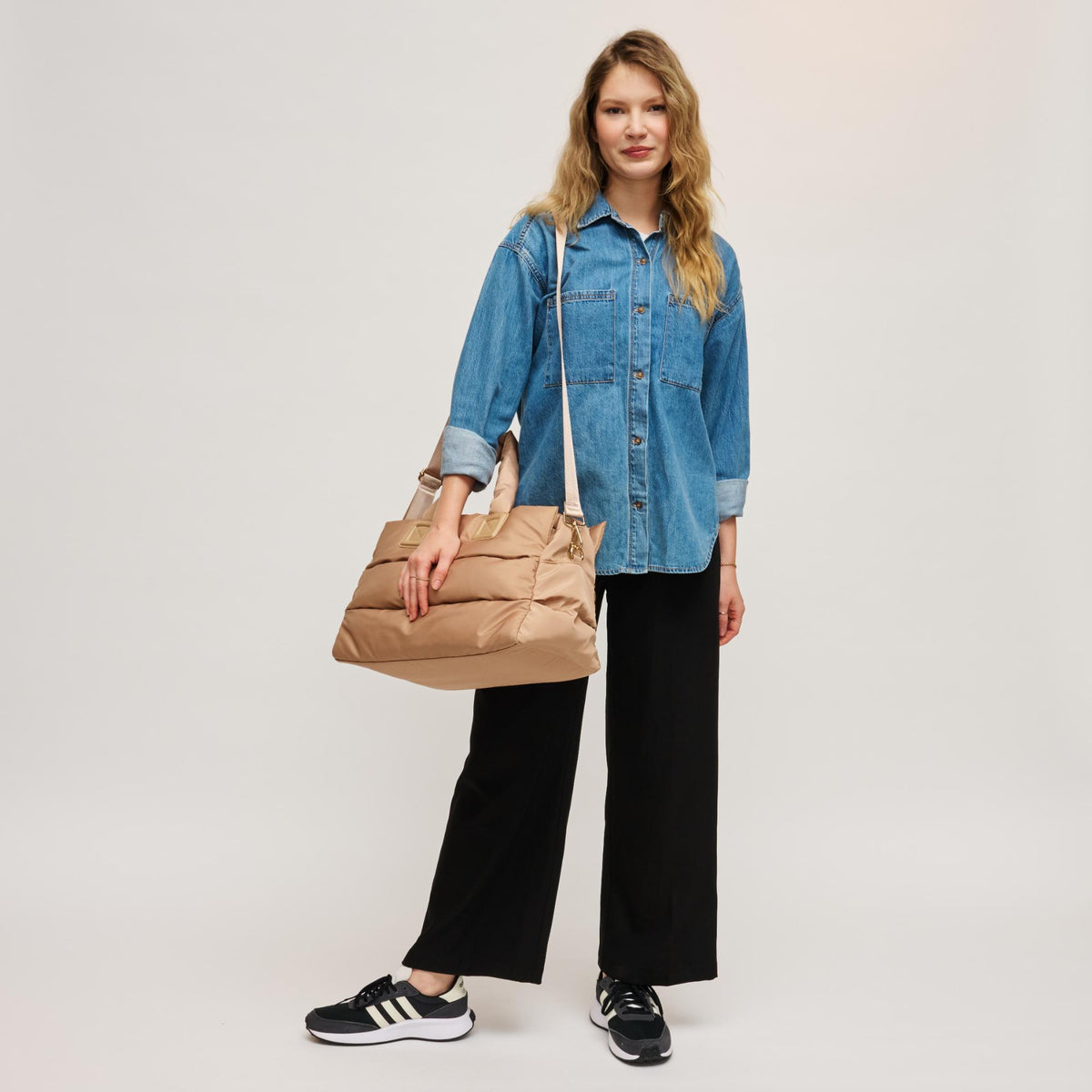 Woman wearing Camel Urban Expressions Mia Tote 840504204272 View 3 | Camel