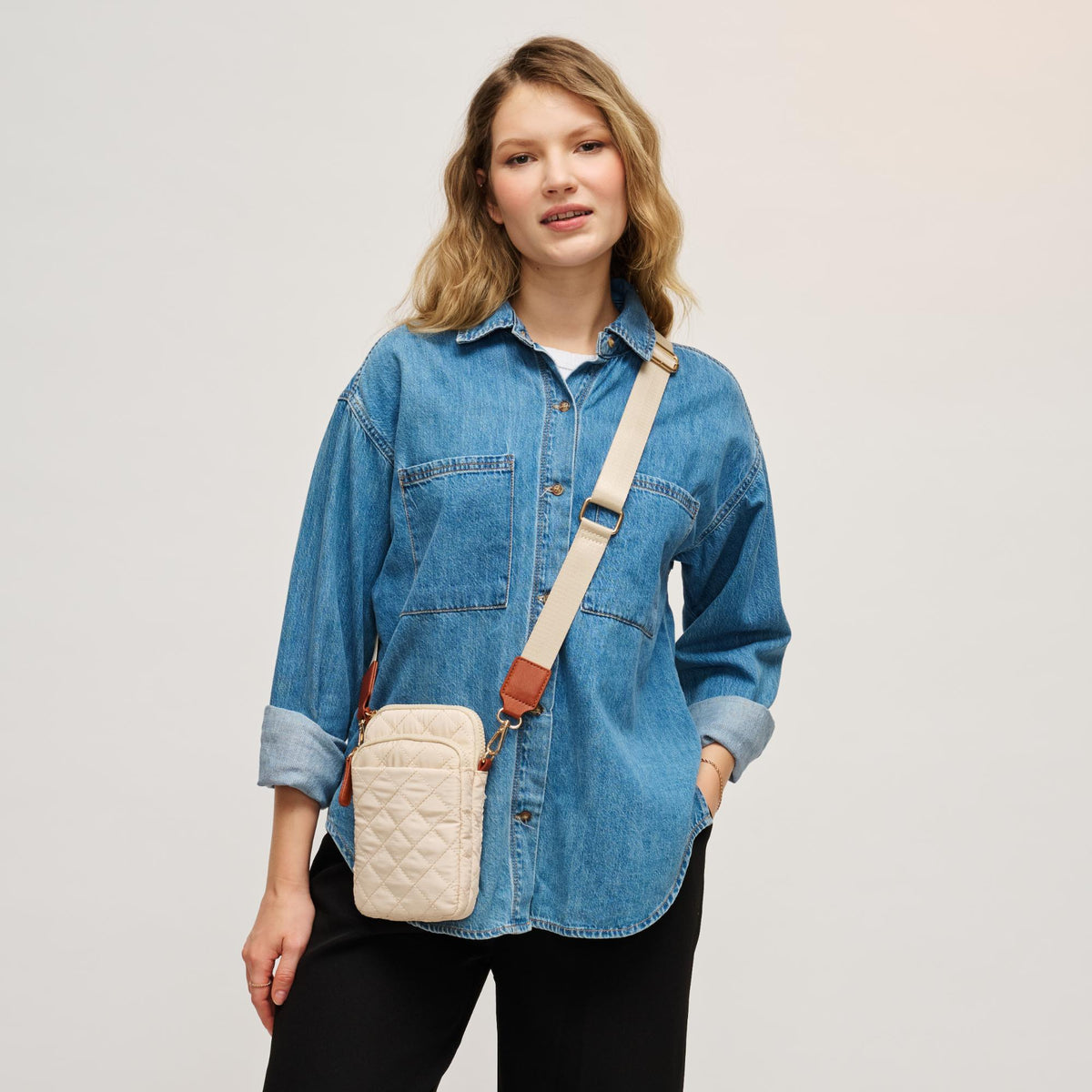 Woman wearing Cream Tan Urban Expressions Vesna Crossbody 840504206016 View 1 | Cream Tan