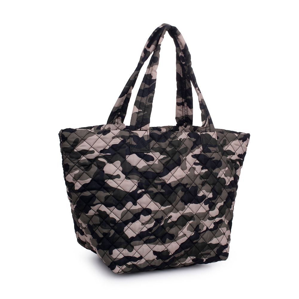 Woman wearing Camo Urban Expressions Breakaway Tote 840611175625 View 6 | Camo