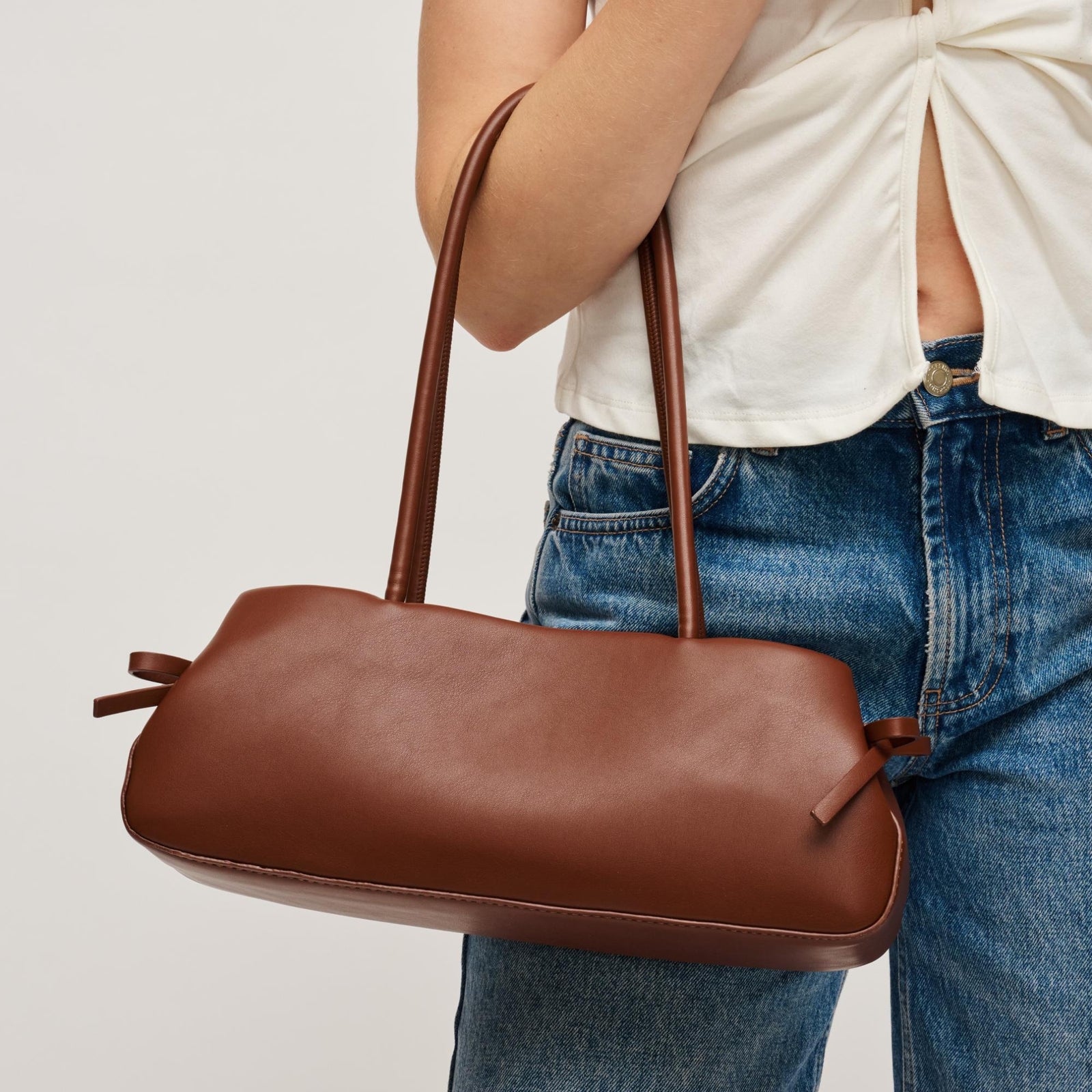 Woman wearing Black Urban Expressions Halo Shoulder Bag 840504207815 View 1 | Black