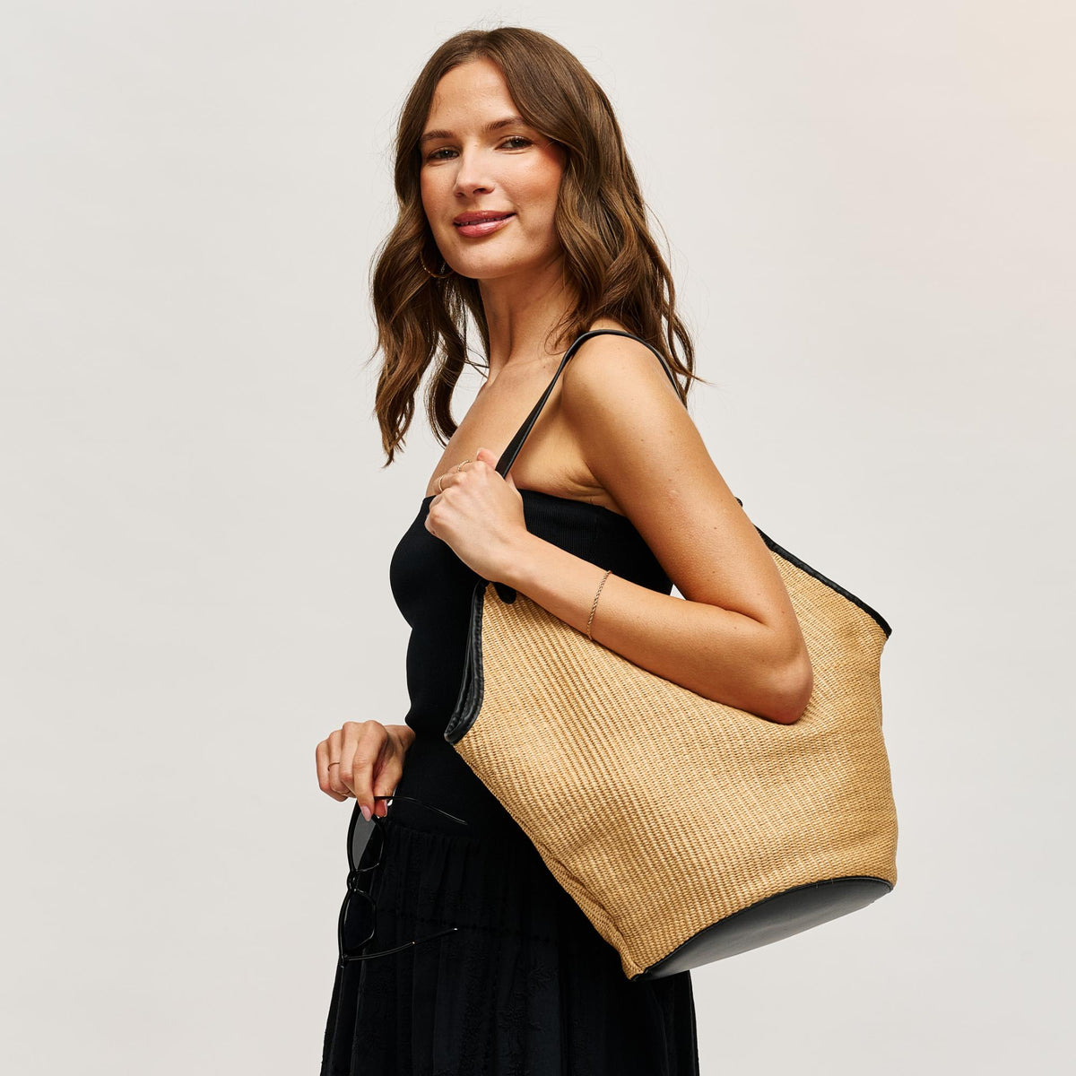 Woman wearing Natural Black Urban Expressions Ambrose Tote 840504205705 View 2 | Natural Black