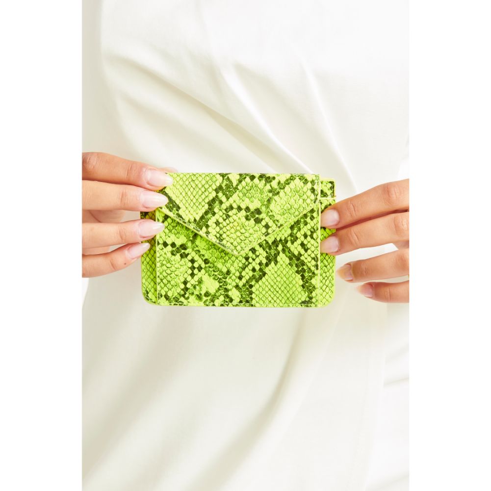 Product Image of Urban Expressions Everlee Card Holder 840611163783 View 5 | Neon Green