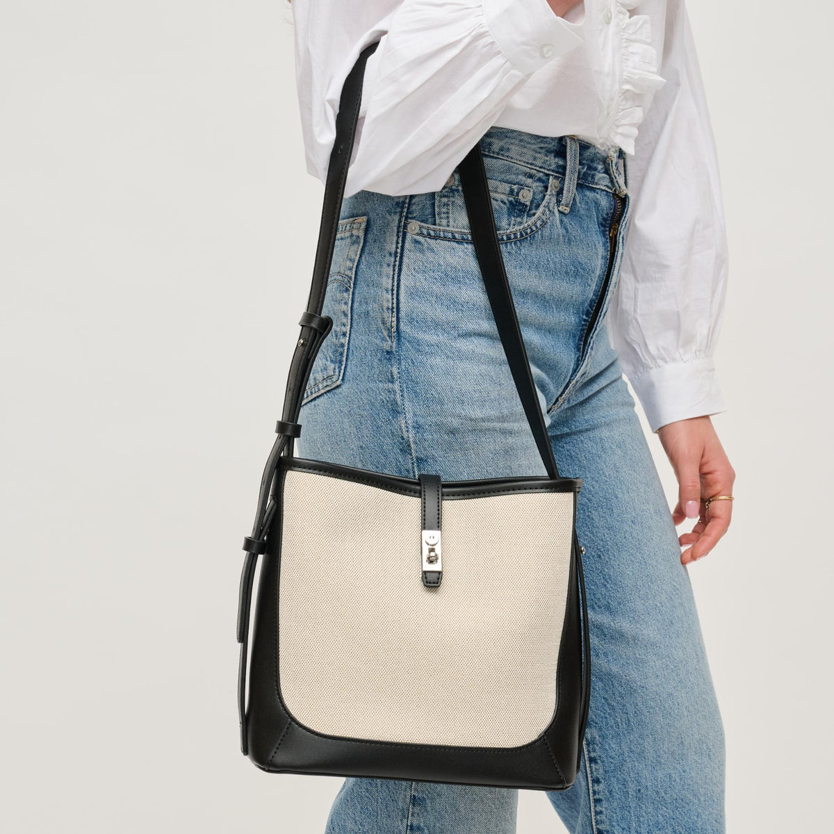 Woman wearing Black Ivory Urban Expressions Mabel Bucket 840611156426 View 1 | Black Ivory