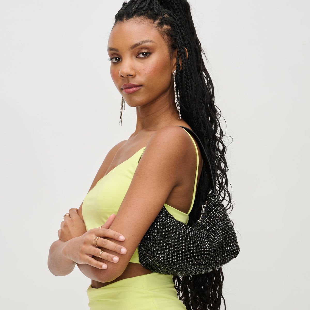 Woman wearing Black Urban Expressions Mazzy Evening Bag 840611190000 View 1 | Black