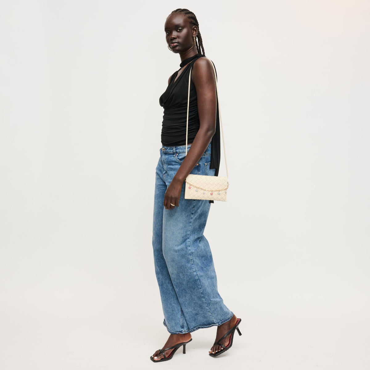 Woman wearing Oatmilk Urban Expressions Aubrey Crossbody 840504205620 View 2 | Oatmilk