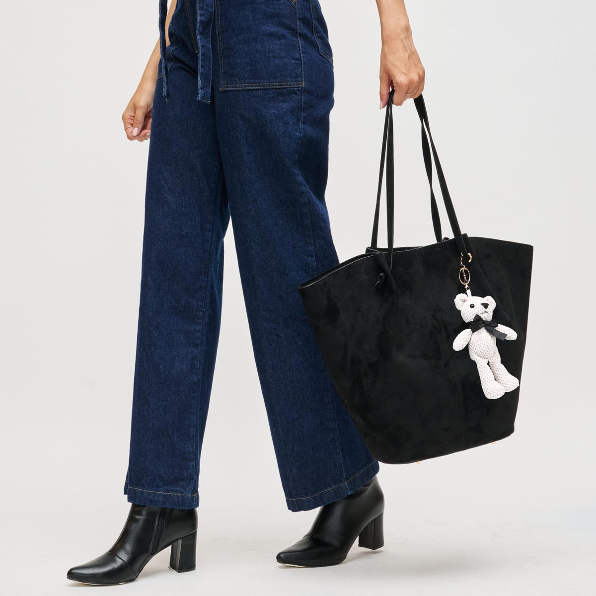 Woman wearing Black Urban Expressions Ralphie Tote 840611199980 View 2 | Black