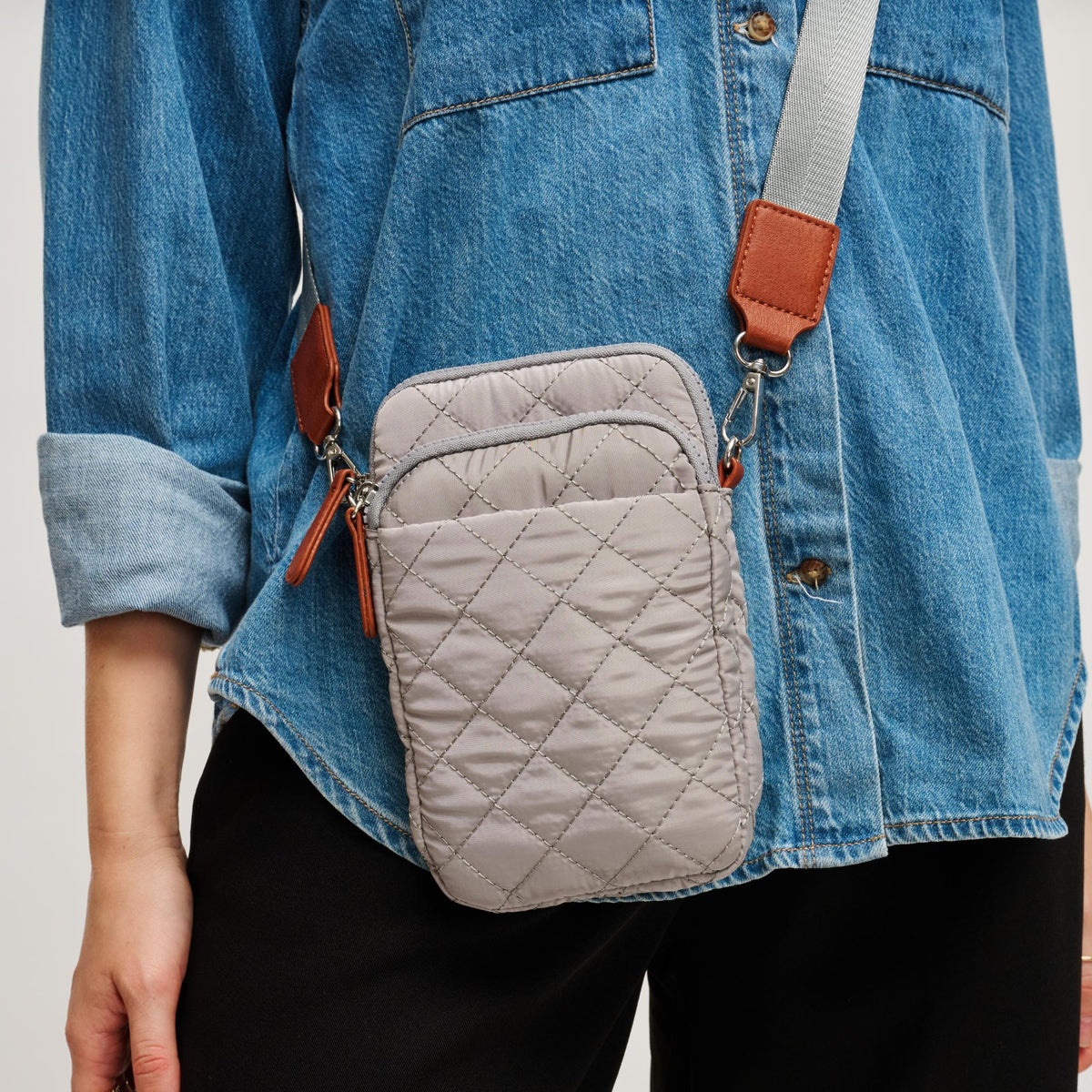 Woman wearing Grey Urban Expressions Vesna Crossbody 840504206047 View 2 | Grey