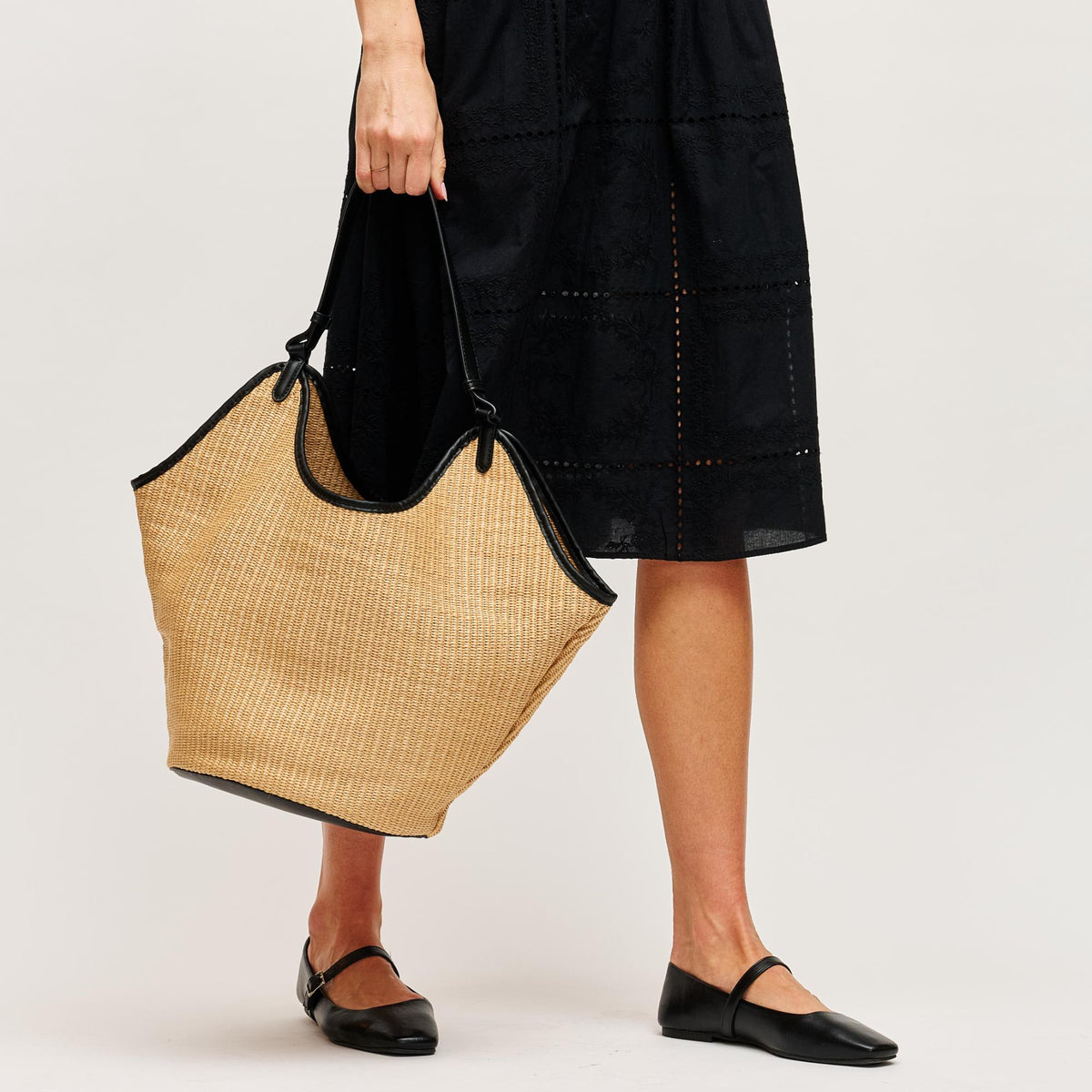 Woman wearing Natural Black Urban Expressions Ambrose Tote 840504205705 View 3 | Natural Black
