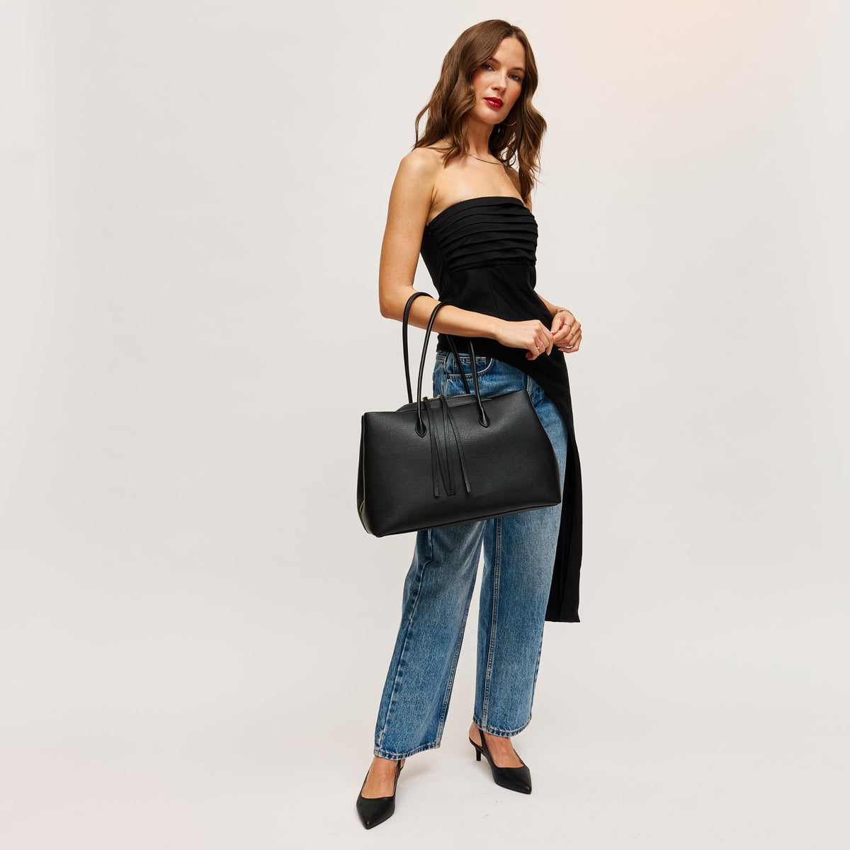 Woman wearing Black Urban Expressions Sadie Satchel 840504205293 View 4 | Black