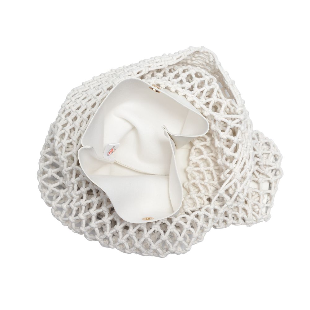 Product Image of Urban Expressions Antigua Tote 818209016025 View 8 | White