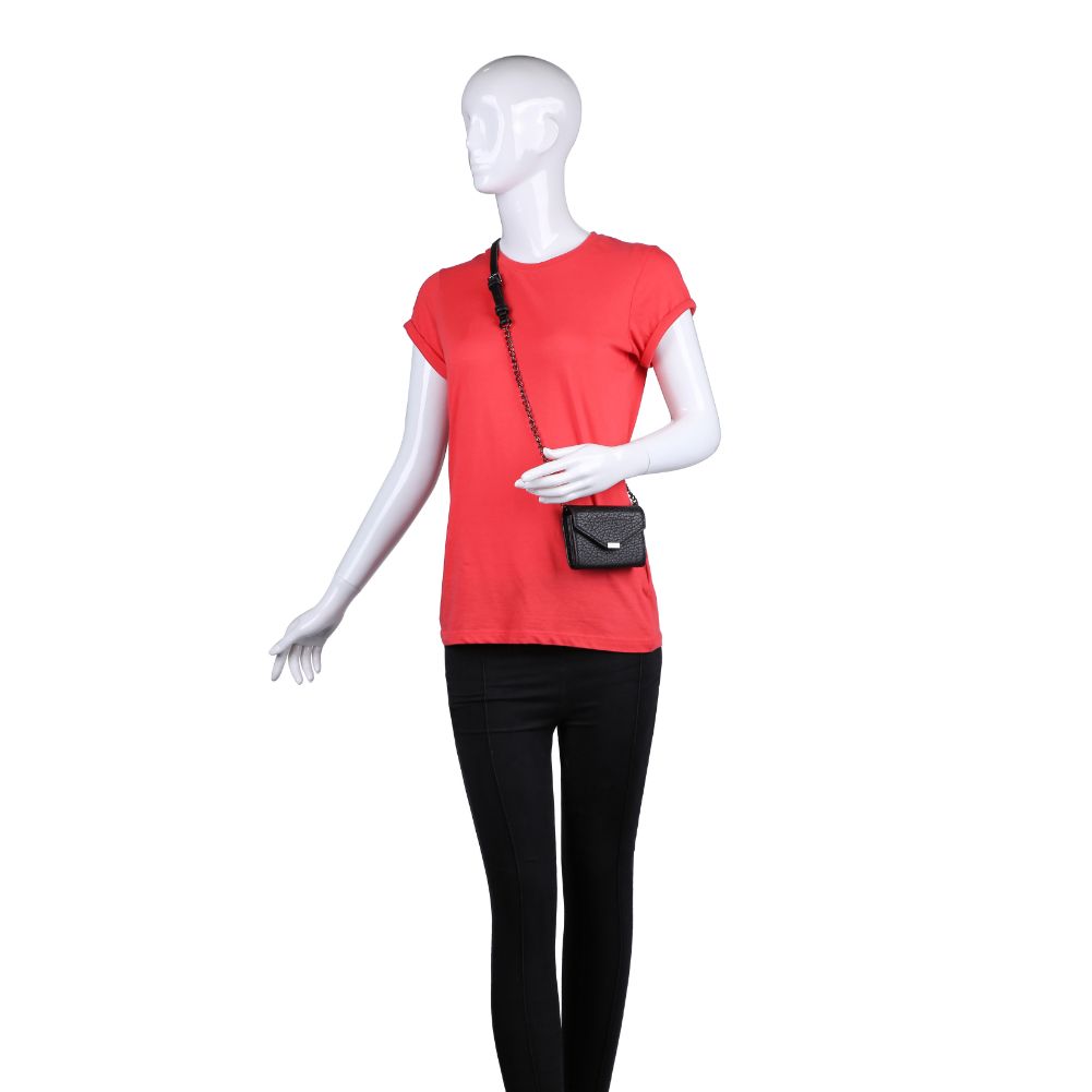 Product Image of Urban Expressions Jasmine Pebble Crossbody 840611165343 View 5 | Black