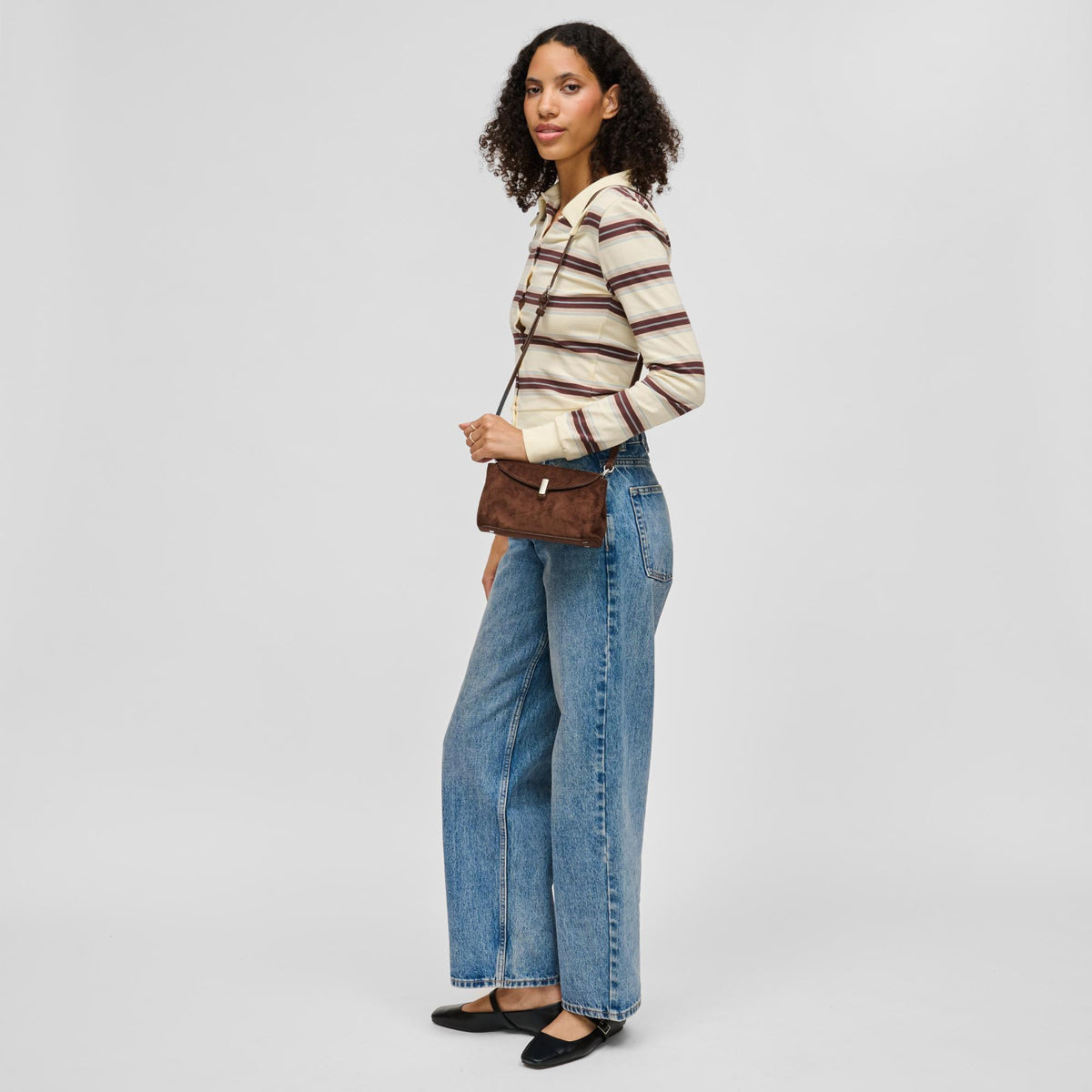 Woman wearing Chocolate Urban Expressions Inez Crossbody 840504214752 View 4 | Chocolate