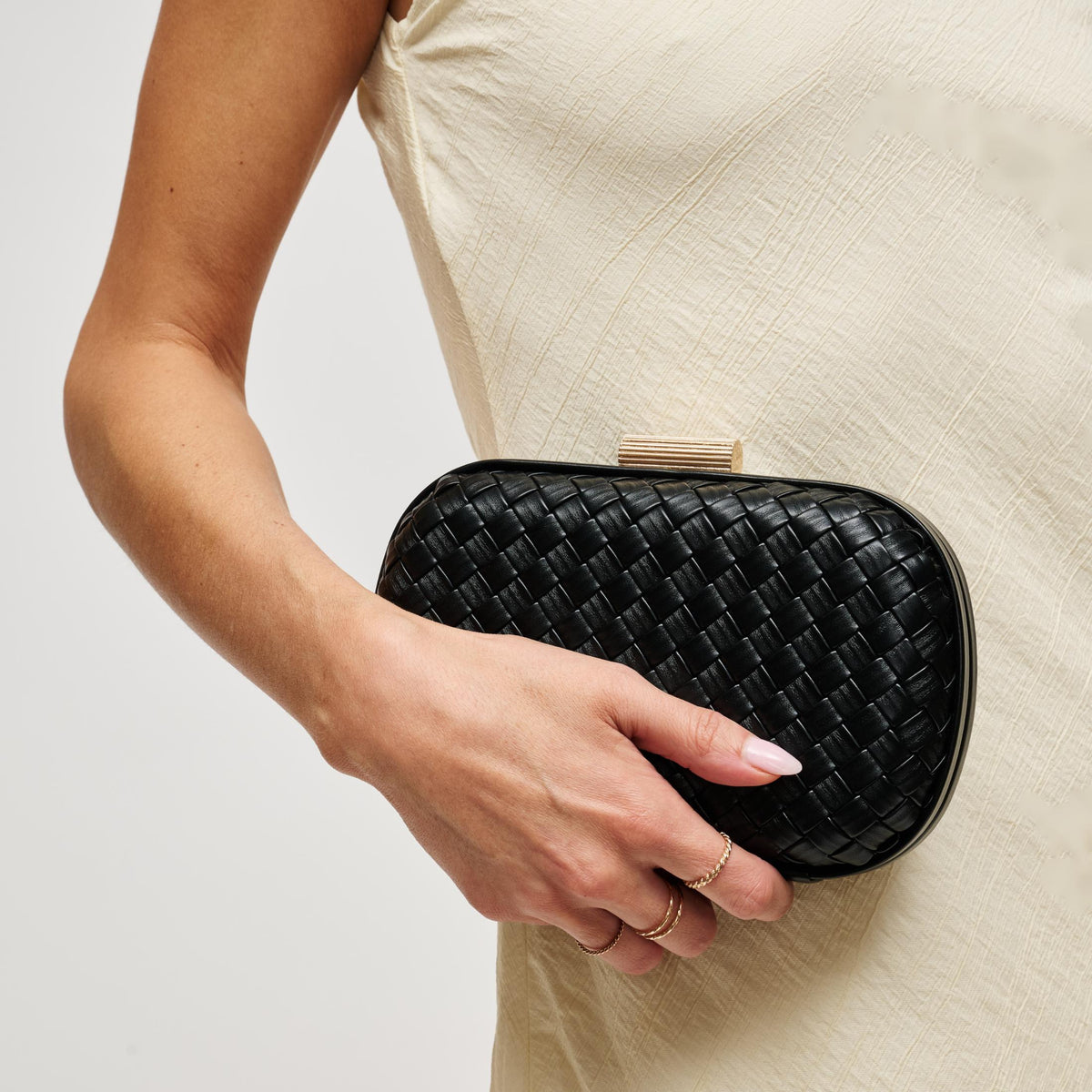 Woman wearing Black Urban Expressions Roslyn Evening Bag 840504209772 View 1 | Black